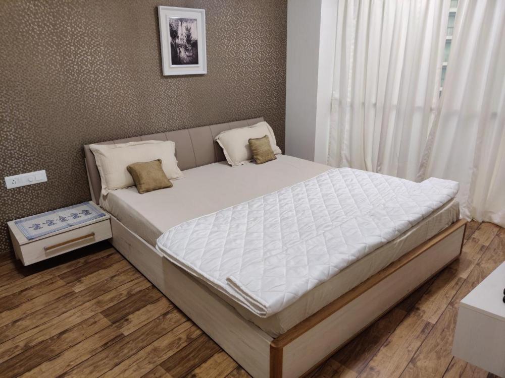 Honest Homes At Rajhans Belliza, Appartment Units สุรัต ภายนอก รูปภาพ