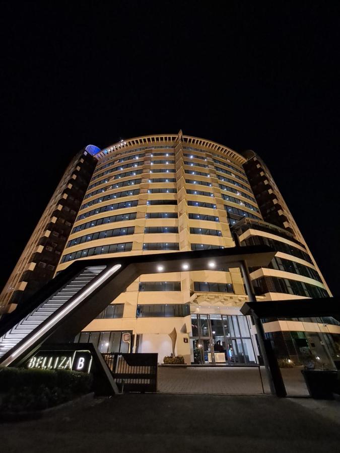 Honest Homes At Rajhans Belliza, Appartment Units สุรัต ภายนอก รูปภาพ