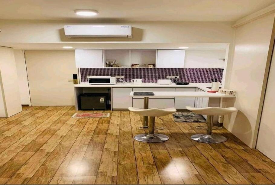 Honest Homes At Rajhans Belliza, Appartment Units สุรัต ภายนอก รูปภาพ